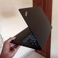 cropped-IMG-20260112-WA0003.jpg Ordinateur Lenovo Thinkpad