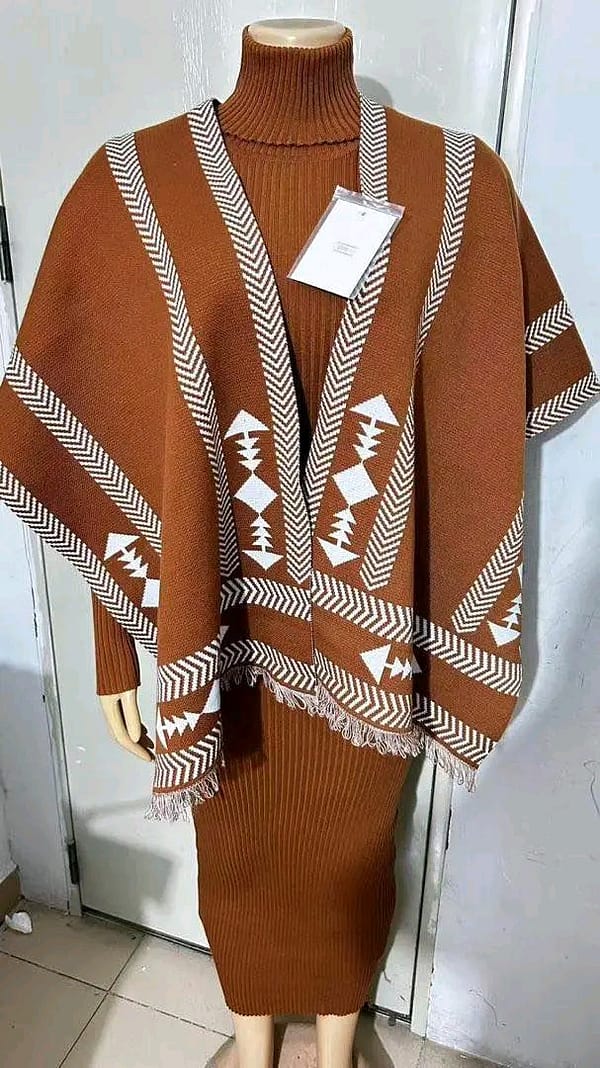 1770793281523 Robe et écharpe