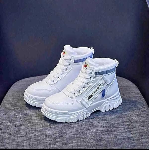 Screenshot_2026-01-20-22-59-35-968-edit_com.facebook.lite Chaussure montante