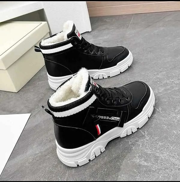 Screenshot_2026-01-20-22-59-54-279-edit_com.facebook.lite Chaussure montante