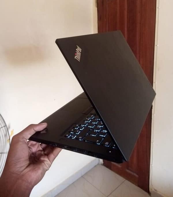 cropped-IMG-20260112-WA0003.jpg Ordinateur Lenovo Thinkpad